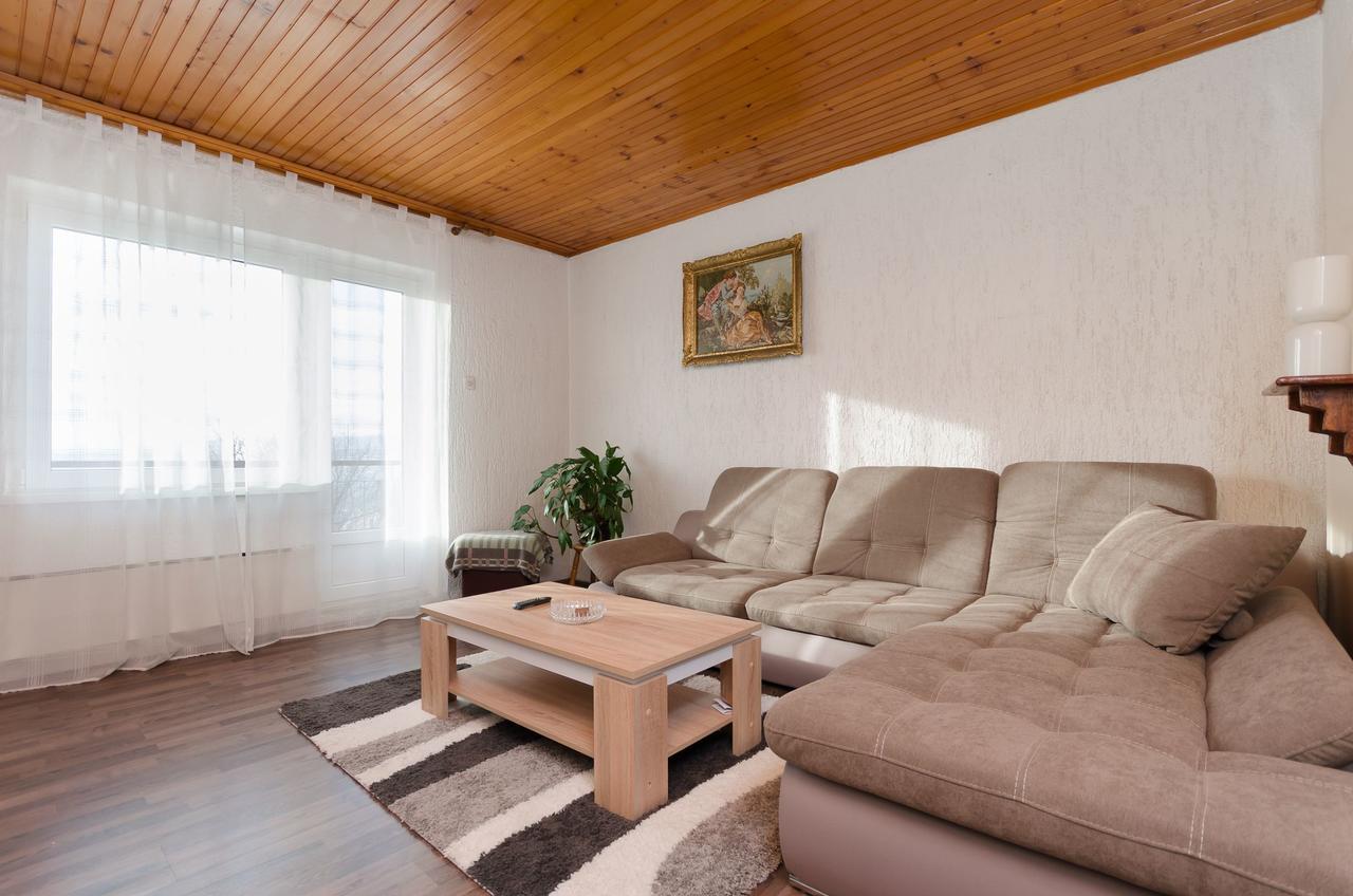Apartment Milan Сень Экстерьер фото