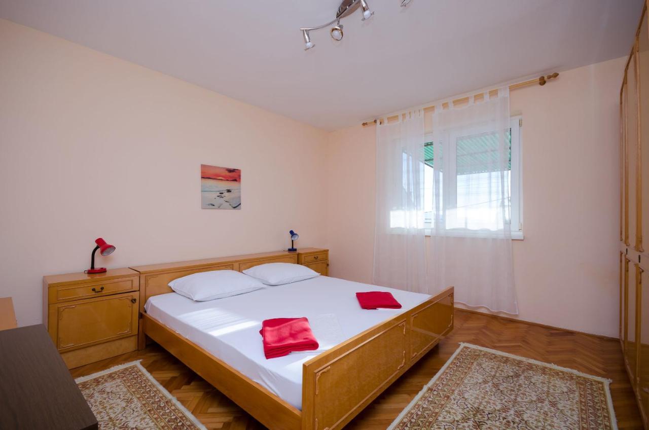 Apartment Milan Сень Экстерьер фото