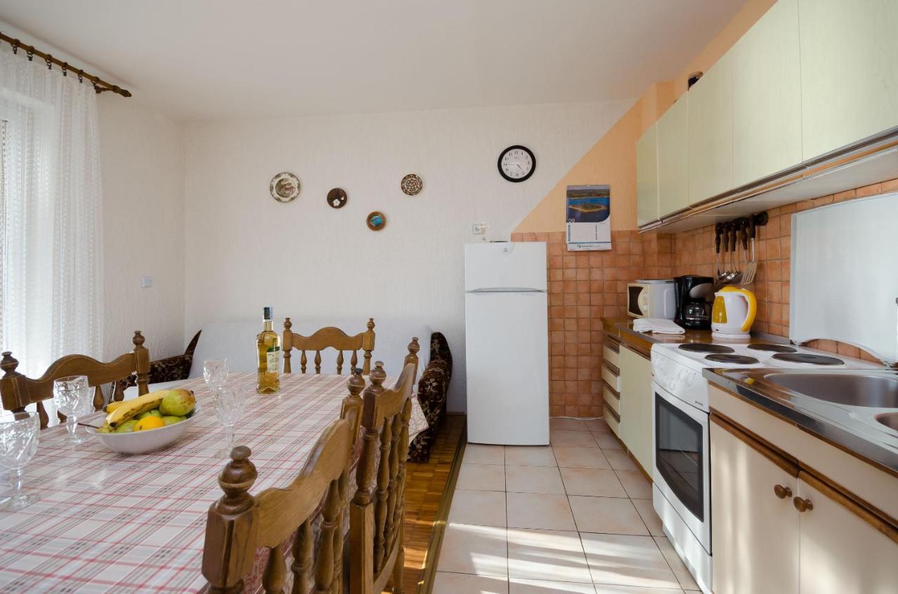 Apartment Milan Сень Экстерьер фото