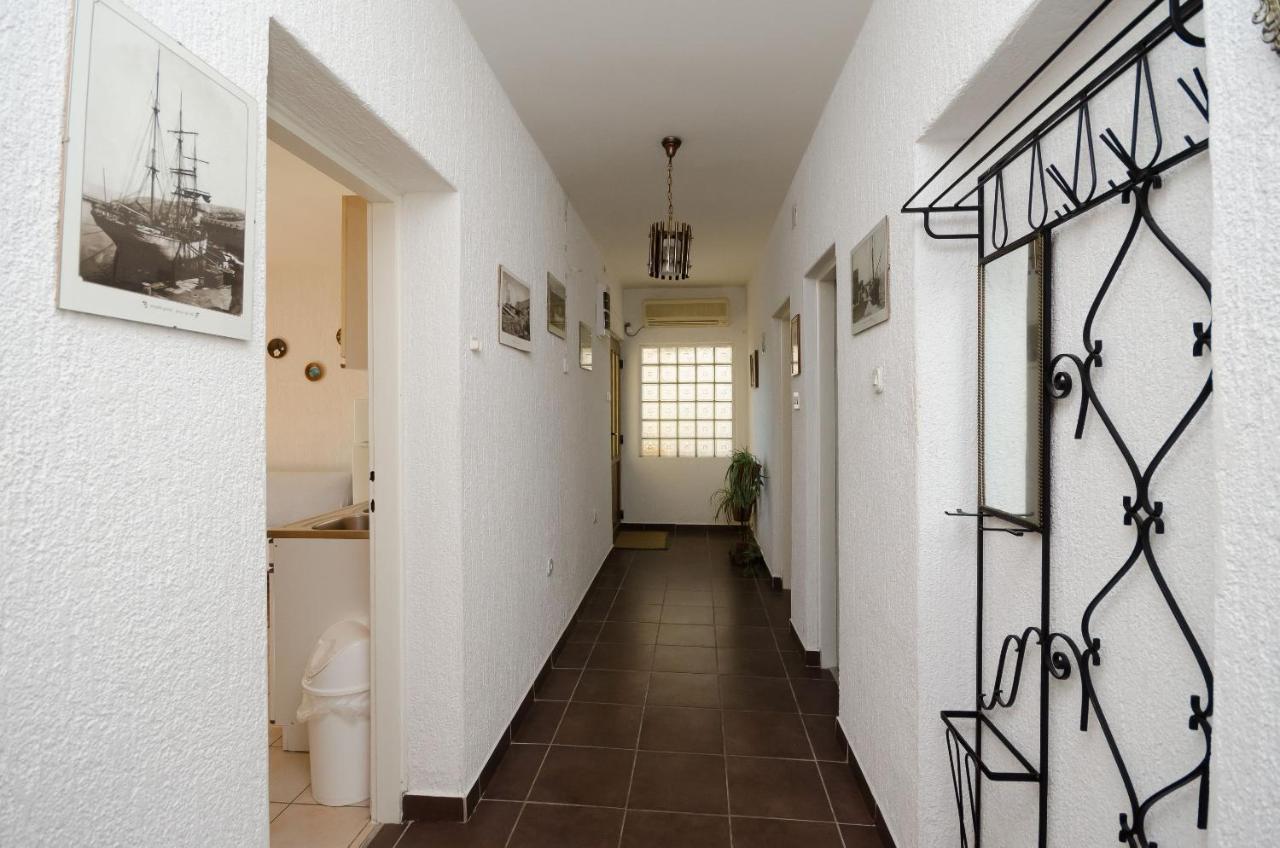Apartment Milan Сень Экстерьер фото